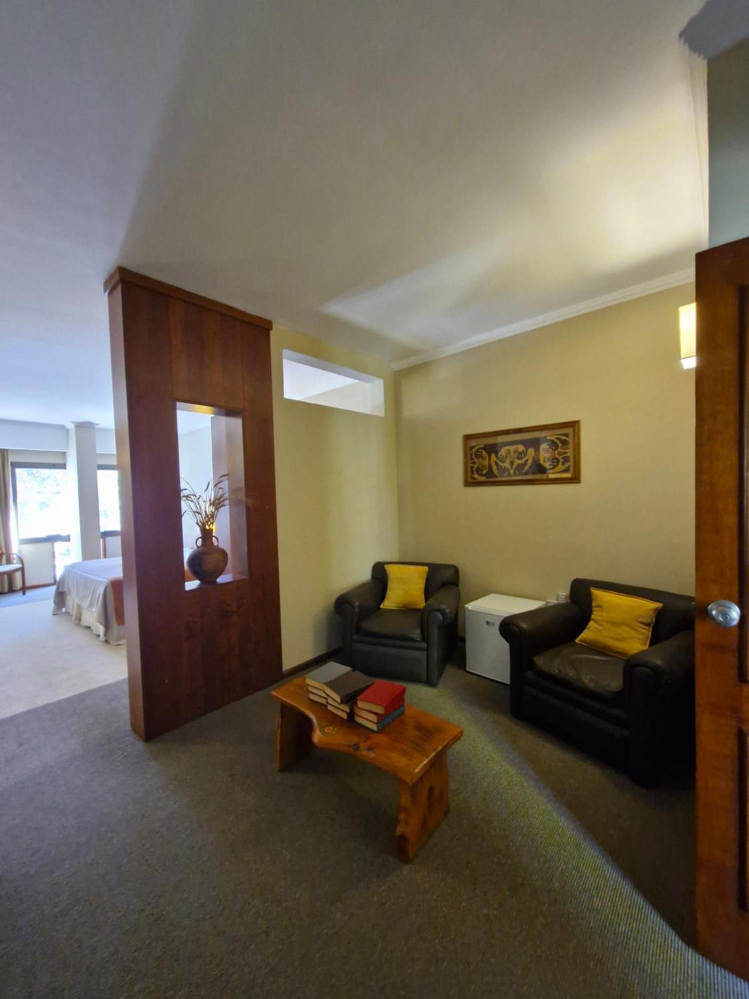 Hotel Blumig Villa General Belgrano Eksteriør bilde